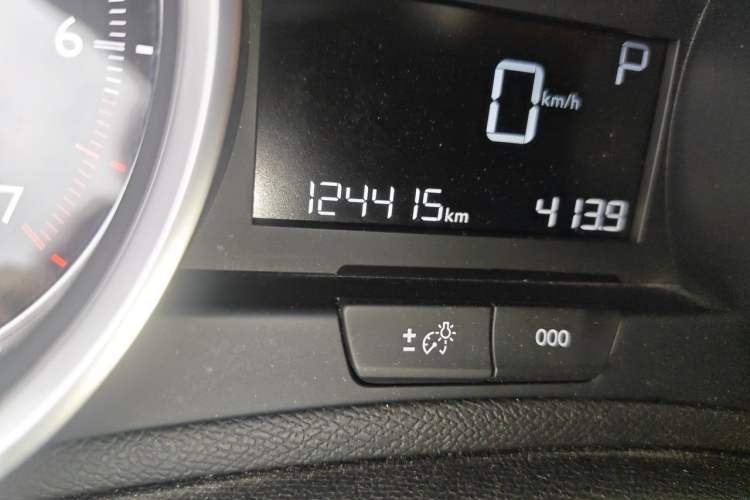 Used Peugeot 408 2018 350THP Automatic Luxury Edition Odometer Close Up