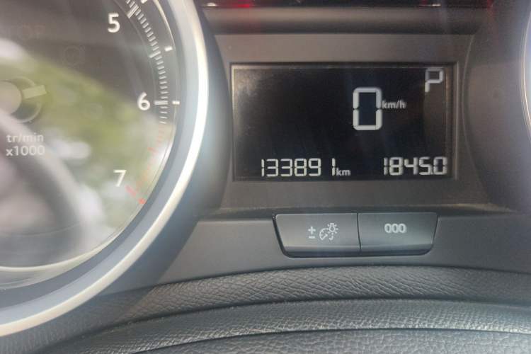 Used Peugeot 408 2018 350THP Automatic Luxury Edition Odometer Close Up