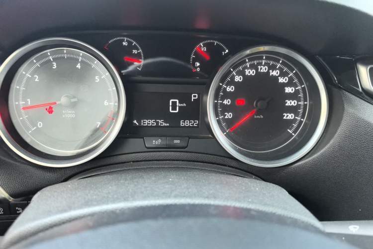 Used Peugeot 408 2018 Revised 350THP Automatic Luxury Edition Odometer Close Up