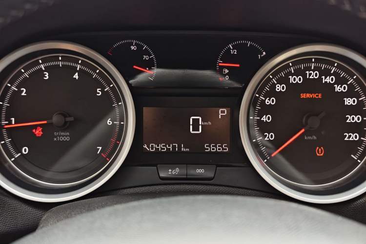 Used Peugeot 408 2018 Revised Version 230THP Automatic Luxury Edition Odometer Close Up