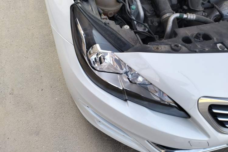 Used Peugeot 408 2018 350THP Automatic Luxury Edition Right Front Headlight