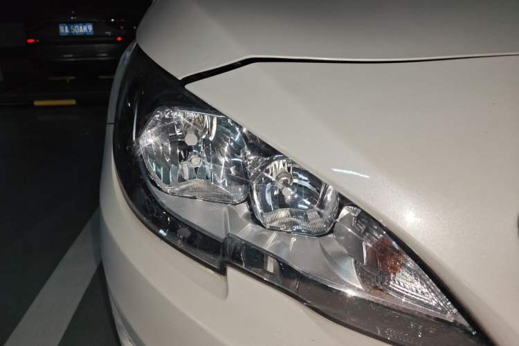 Used Peugeot 408 2018 Revised 350THP Automatic Luxury Edition Right Front Headlight