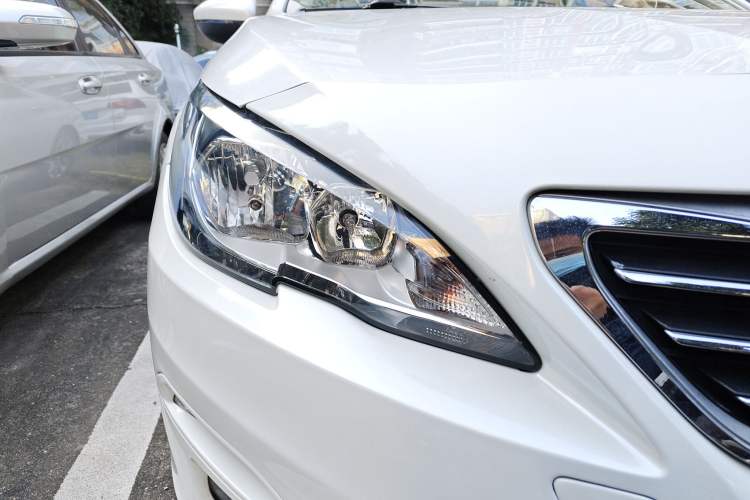 Used Peugeot 408 2018 230THP Automatic Luxury Edition Right Front Headlight