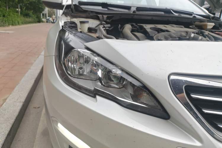 Used Peugeot 408 2018 350THP Automatic Luxury Edition Right Front Headlight