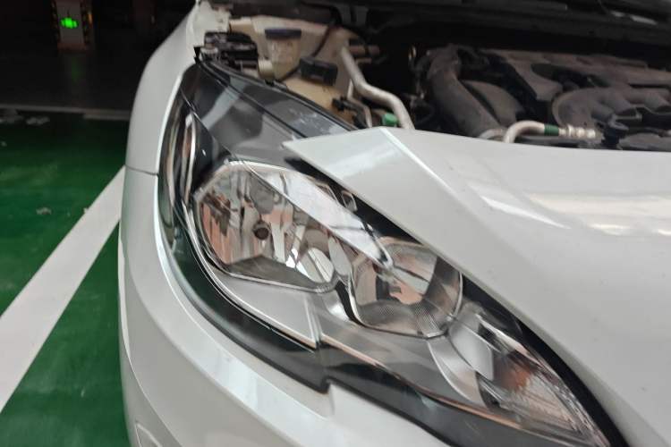 Used Peugeot 408 2018 350THP Automatic Luxury Edition Right Front Headlight