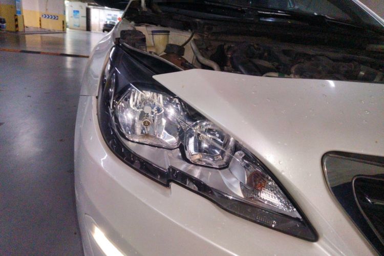 Used Peugeot 408 2018 Revised 350THP Automatic Luxury Edition Right Front Headlight