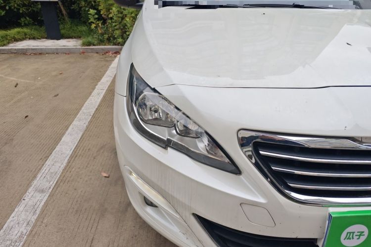 Used Peugeot 408 2018 350THP Automatic Luxury Edition Right Front Headlight