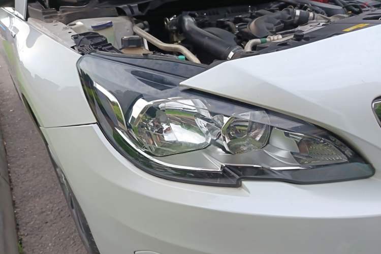 Used Peugeot 408 2018 Revised 350THP Automatic Luxury Edition Right Front Headlight