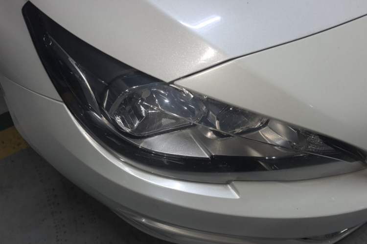 Used Peugeot 408 2018 1.8L Automatic Luxury Edition Right Front Headlight