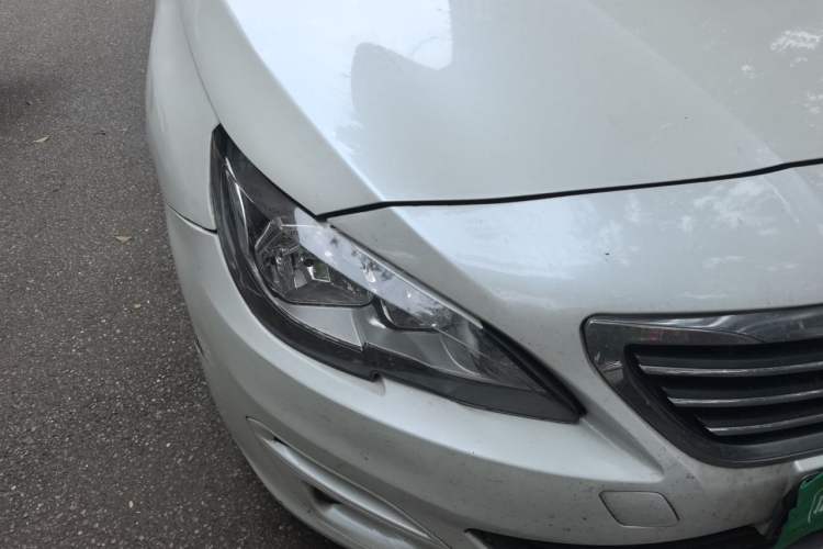 Used Peugeot 408 2018 Revised Version 1.8L Automatic Luxury Edition Right Front Headlight