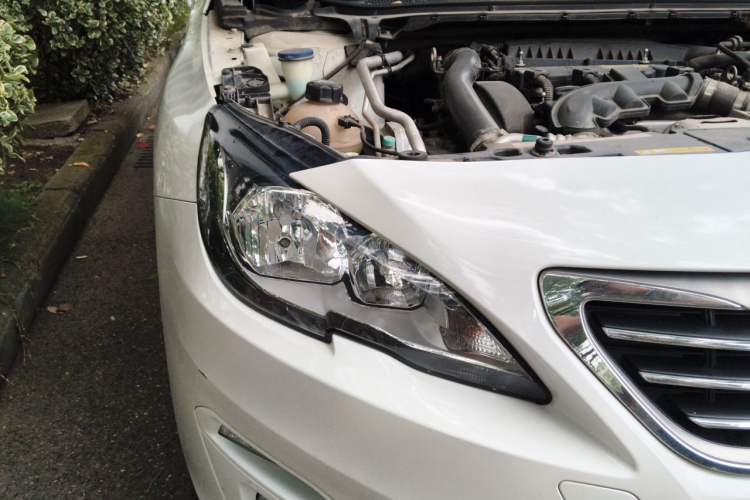 Used Peugeot 408 2018 Revised 350THP Automatic Luxury Edition Right Front Headlight