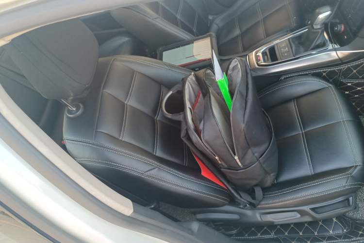 Used Peugeot 408 2018 350THP Automatic Luxury Edition Right Front Seat