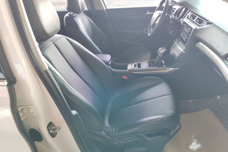 Used Peugeot 408 2018 350THP Automatic Luxury Edition Right Front Seat