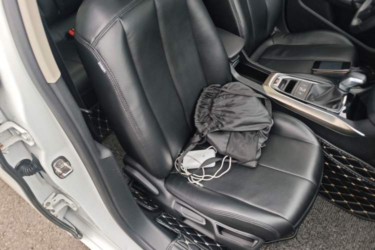 Used Peugeot 408 2018 Revised 350THP Automatic Luxury Edition Right Front Seat