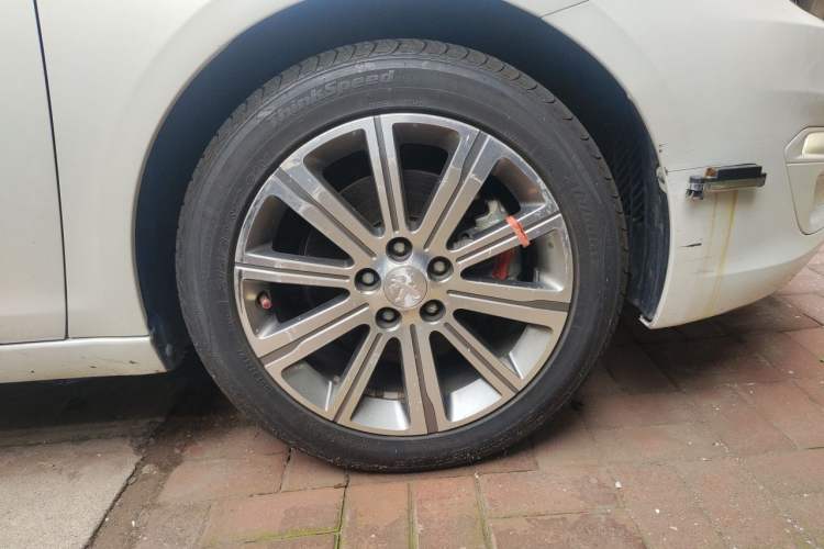 Used Peugeot 408 2018 Revised 350THP Automatic Luxury Edition Right Front Wheel Hub