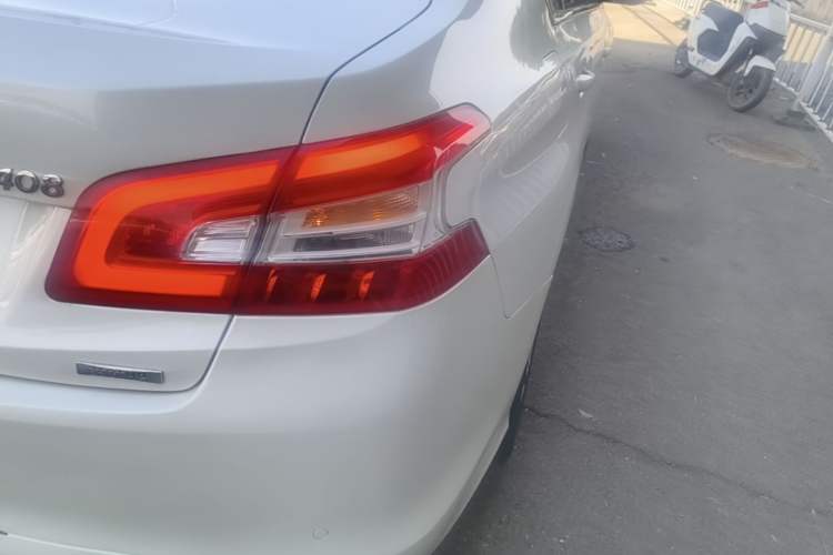 Used Peugeot 408 2018 350THP Automatic Luxury Edition Right Rear Taillight