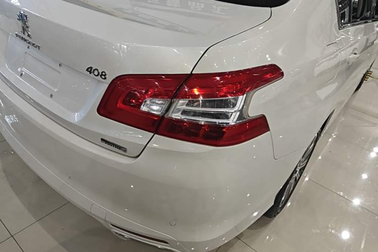 Used Peugeot 408 2018 350THP Automatic Luxury Edition Right Rear Taillight