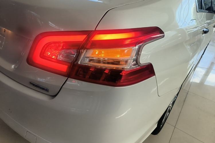 Used Peugeot 408 2018 350THP Automatic Luxury Edition Right Rear Taillight