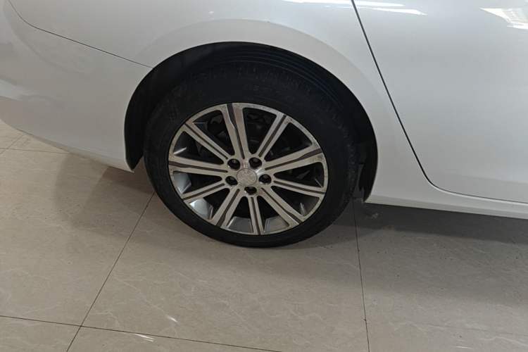 Used Peugeot 408 2018 350THP Automatic Luxury Edition Right Rear Wheel Hub