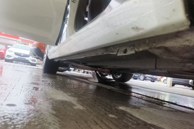 Used Peugeot 408 2018 Revised 350THP Automatic Luxury Edition Right Side Sill