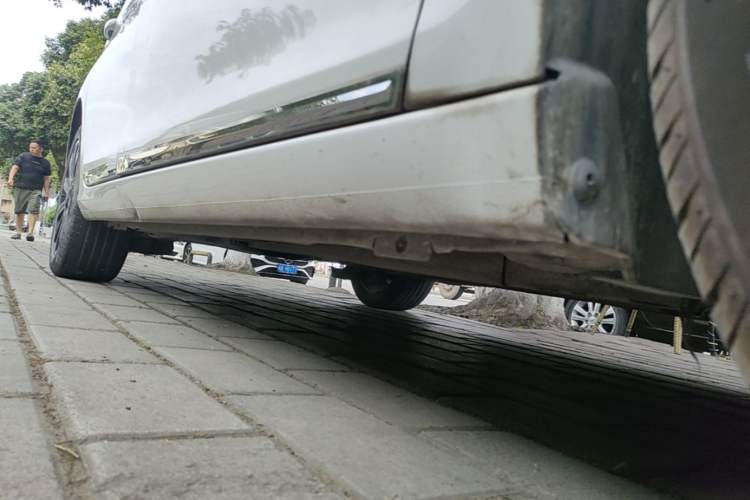 Used Peugeot 408 2018 Revised 350THP Automatic Luxury Edition Right Side Sill