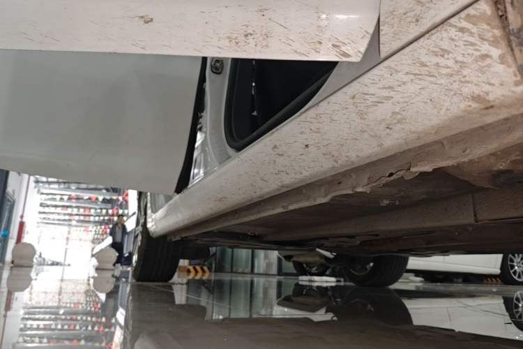 Used Peugeot 408 2018 350THP Automatic Luxury Edition Right Side Sill