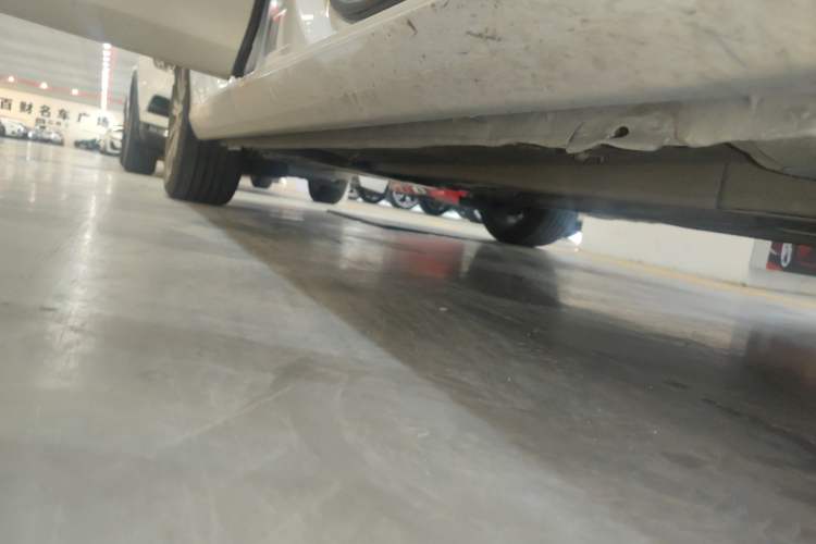 Used Peugeot 408 2018 350THP Automatic Luxury Edition Right Side Sill