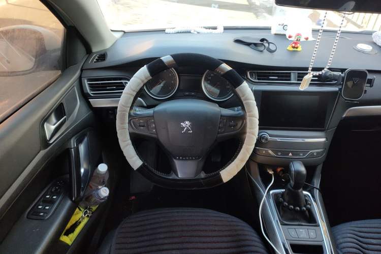 Used Peugeot 408 2018 350THP Automatic Luxury Edition Steering Wheel