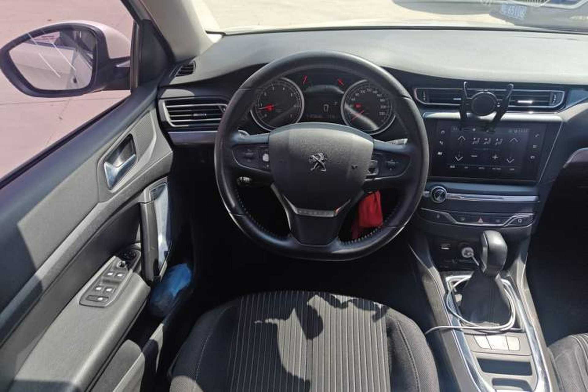 Used Peugeot 408 2018 350THP Automatic Luxury Edition Steering Wheel