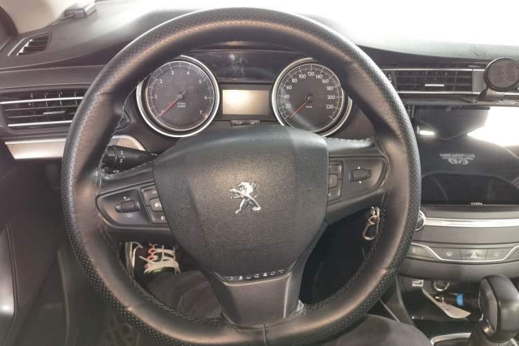 Used Peugeot 408 2018 Revised 350THP Automatic Luxury Edition Steering Wheel