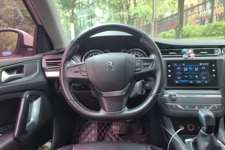 Used Peugeot 408 2018 1.8L Automatic Luxury Edition Steering Wheel