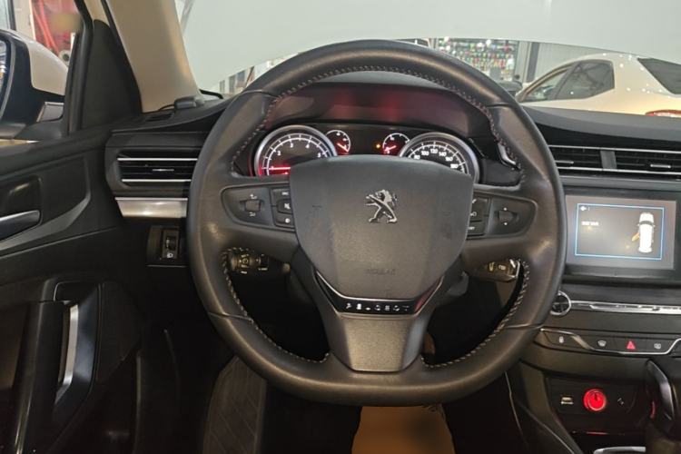 Used Peugeot 408 2018 350THP Automatic Luxury Edition Steering Wheel