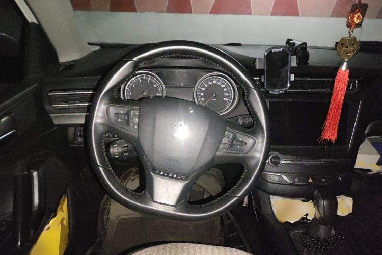 Used Peugeot 408 2018 350THP Automatic Luxury Edition Steering Wheel