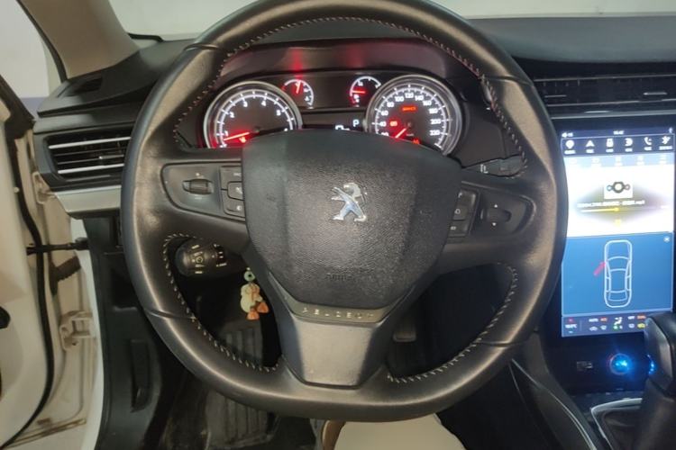 Used Peugeot 408 2018 350THP Automatic Luxury Edition Steering Wheel