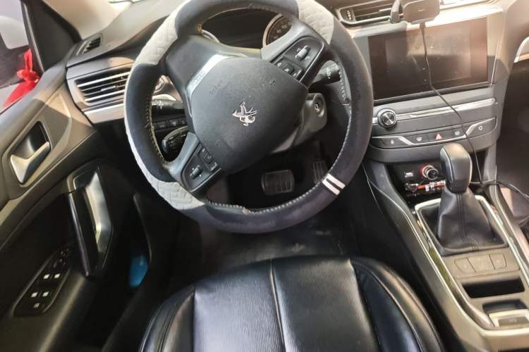 Used Peugeot 408 2018 350THP Automatic Luxury Edition Steering Wheel