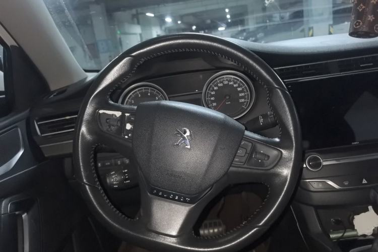 Used Peugeot 408 2018 1.8L Automatic Luxury Edition Steering Wheel