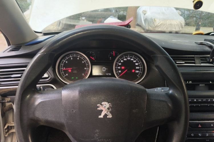 Used Peugeot 408 2018 1.8L Manual Leading Edition Steering Wheel