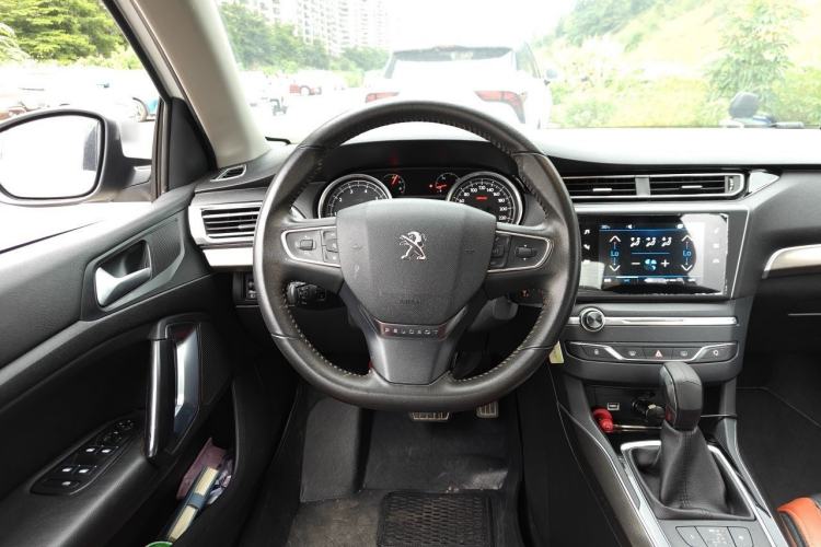 Used Peugeot 408 2018 Revised 350THP Automatic Luxury Edition Steering Wheel