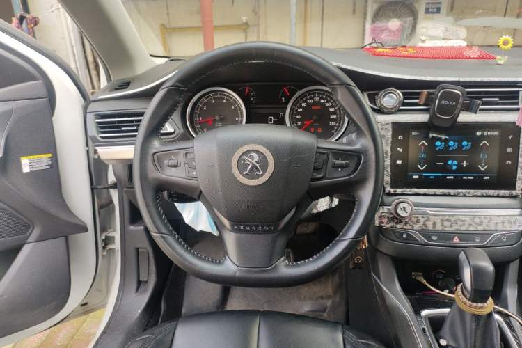 Used Peugeot 408 2018 Revised 350THP Automatic Luxury Edition Steering Wheel