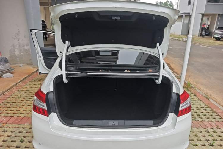Used Peugeot 408 2018 350THP Automatic Luxury Edition Trunk