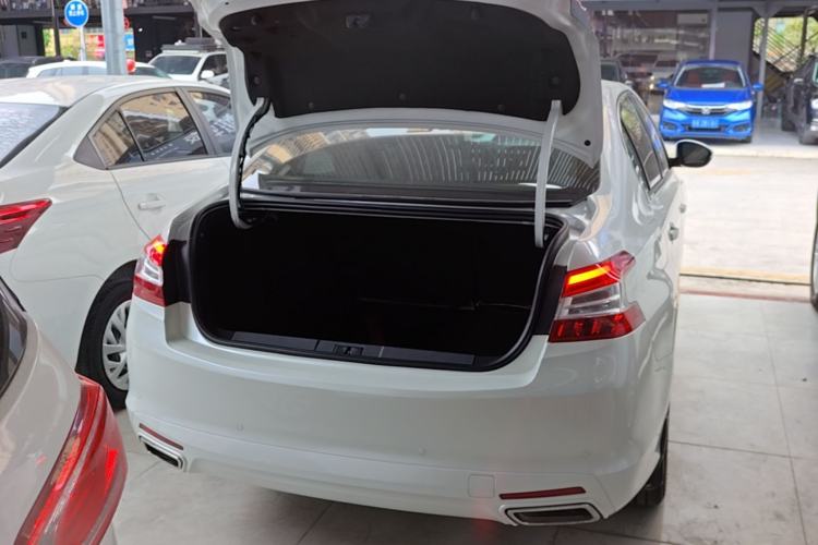 Used Peugeot 408 2018 Revised 350THP Automatic Luxury Edition Trunk