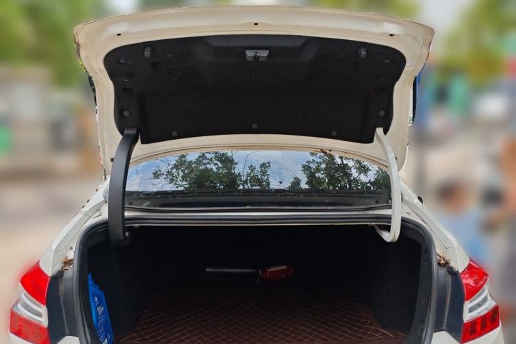 Used Peugeot 408 2018 350THP Automatic Luxury Edition Trunk