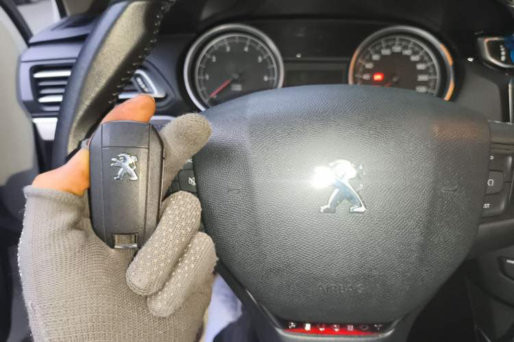 Used Peugeot 408 2018 1.8L Automatic Luxury Edition Vehicle Key