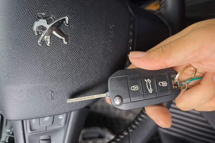 Used Peugeot 408 2018 Revised 350THP Automatic Luxury Edition Vehicle Key