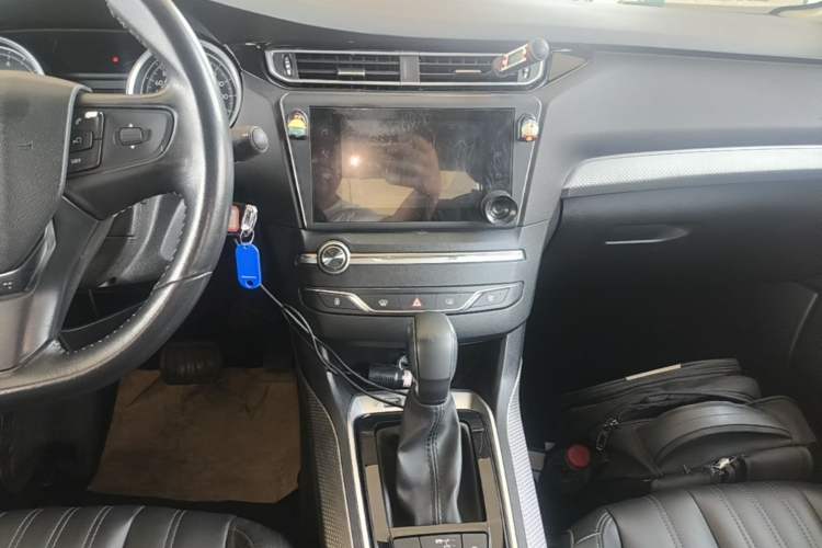 Used Peugeot 408 2019 230THP Automatic Luxury Edition China V Standard Audio And AC Panel