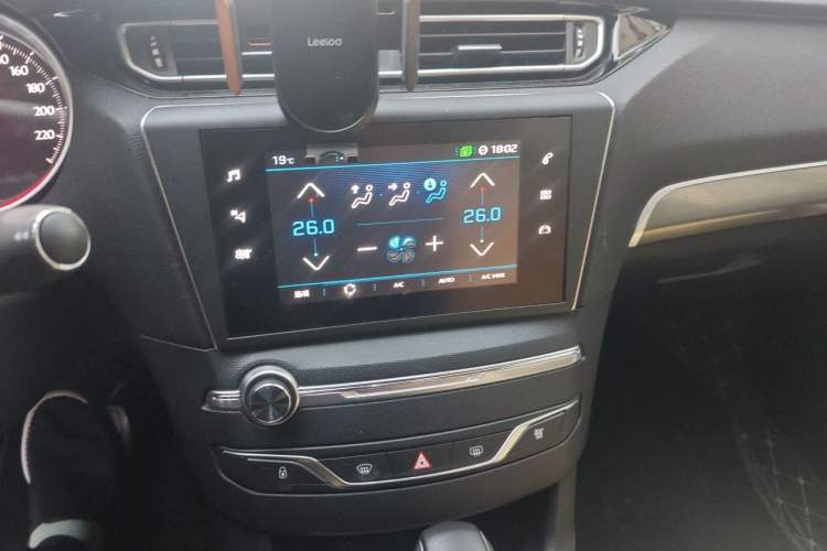 Used Peugeot 408 2019 350THP Automatic Prestige Version China V Standard Audio And AC Panel