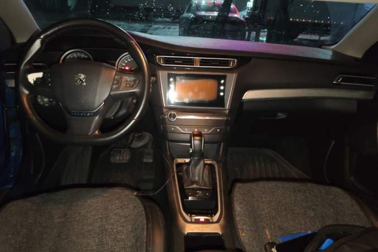 Used Peugeot 408 2019 350THP Automatic Luxury Edition China V Standard Center Console