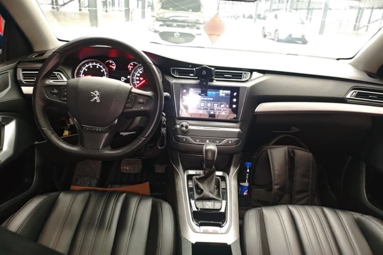 Used Peugeot 408 2019 350THP Automatic Luxury Edition China V Standard Center Console