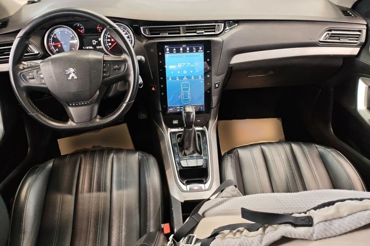 Used Peugeot 408 2019 230THP Automatic Luxury Edition China V Standard Center Console