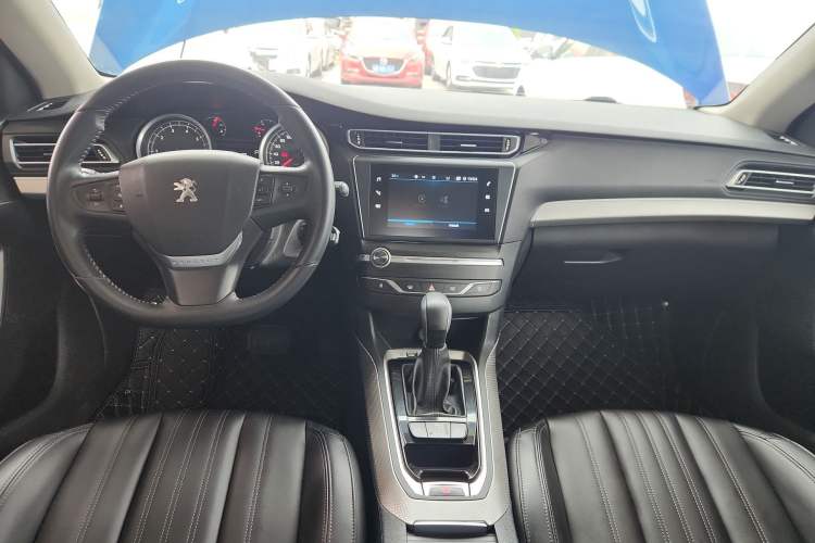 Used Peugeot 408 2019 350THP Automatic Luxury Edition China V Standard Center Console